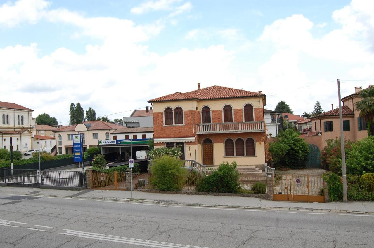 Locazione Turistica Elite Parco Brentelle Bed & Breakfast - Chiesanuova 135 E 167 Pádua Exterior foto